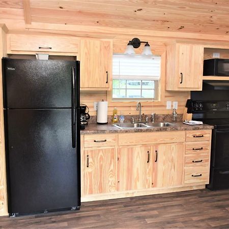 New Tiny House Riverfront Adventure In The Heart Of The Great Smoky Mountains! Sleeps 8- W&D- Free Wifi And Firewood For The Firepit! Great Fishing Right Off The Deck! Many Hiking Trails, Watersports, Etc Nearby- 10 Minutes To Harrahs Cherokee Casino Villa Sylva Exterior photo